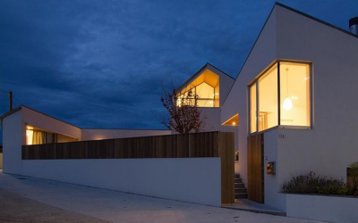 Collectif Node-Francia, proyecto decoración Maison Abrazo – Razo. La Coruña