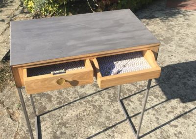 Mueble consola de madera de castaño para Anna interiorismo